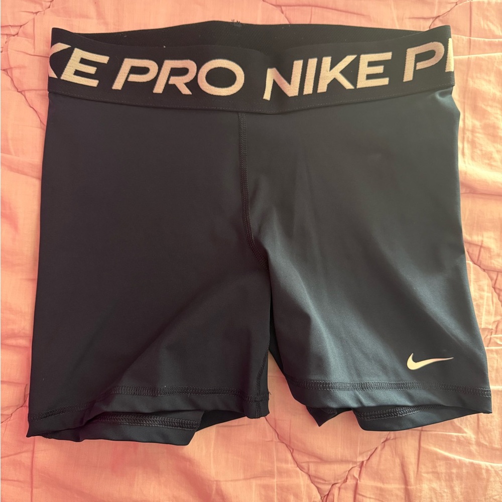 Nike Pro Women's Dark Blue Shorts - Picture 2 of 4